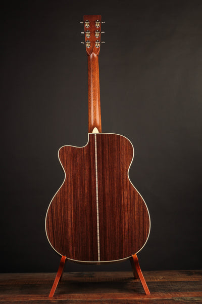 Martin Custom Shop OM Cutaway 28-Style European Spruce