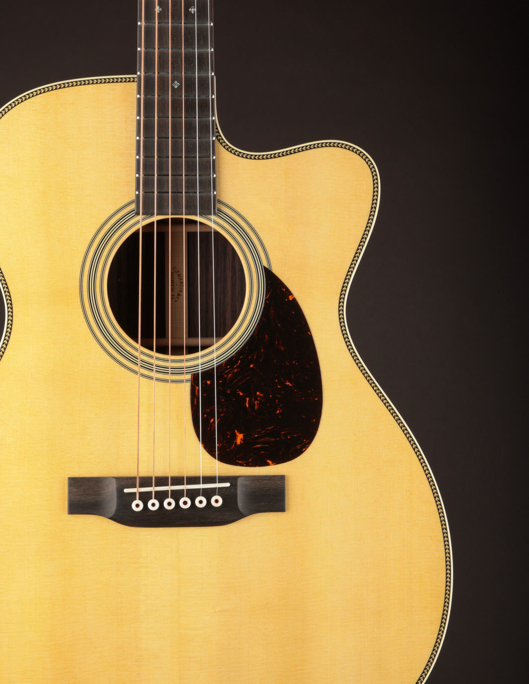 Martin Custom Shop OM Cutaway 28-Style European Spruce | The Music