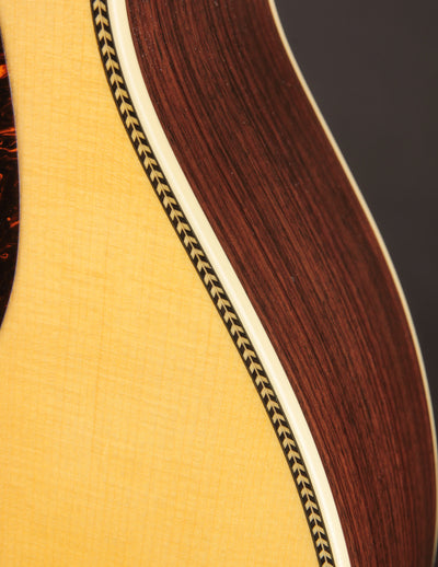 Martin Custom Shop OM Cutaway 28-Style European Spruce