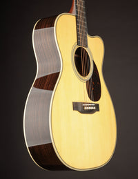 Martin Custom Shop OM Cutaway 28-Style European Spruce