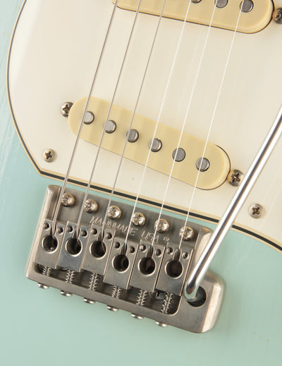 Novo Guitars Idris Sonic Blue
