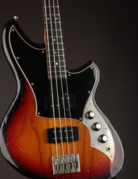 Novo Ivorus Bass 3-Tone Sunburst
