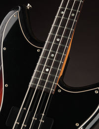 Novo Ivorus Bass 3-Tone Sunburst