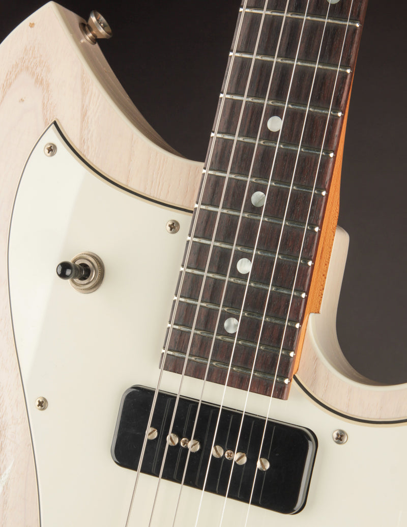 Novo Guitars Mirus J Mary Kaye White
