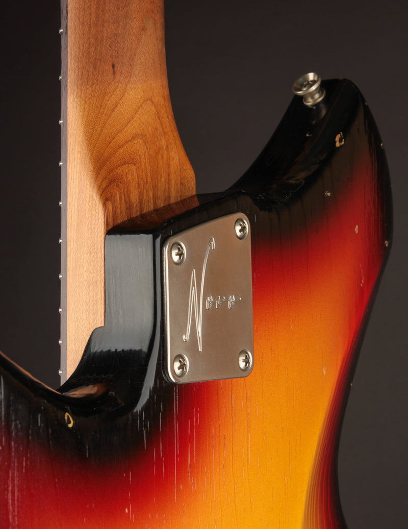Novo Guitars Serus J &