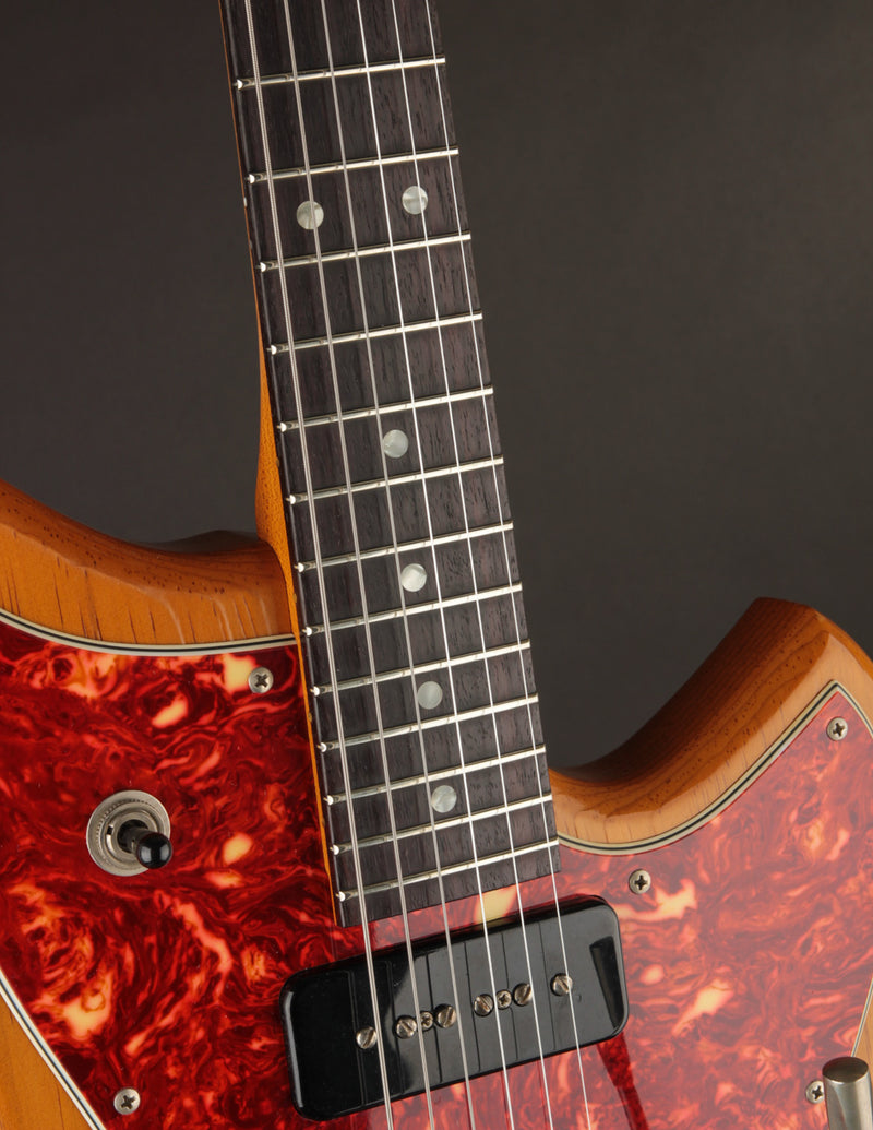 Novo Guitars Serus J Amber