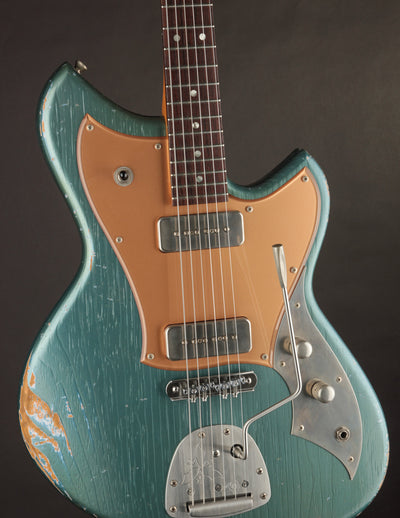 Novo Guitars Serus J Aged Pelham Blue w/Gold Plexi Pickguard