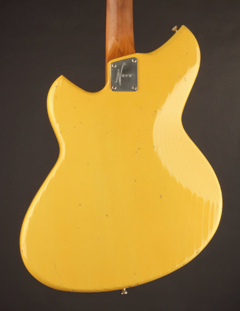 Novo Guitars Serus J Baritone Vintage Cream