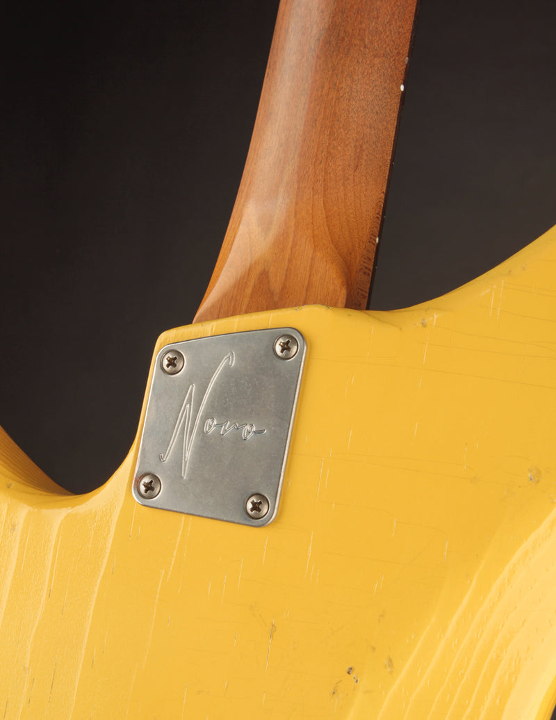 Novo Guitars Serus J Baritone Vintage Cream