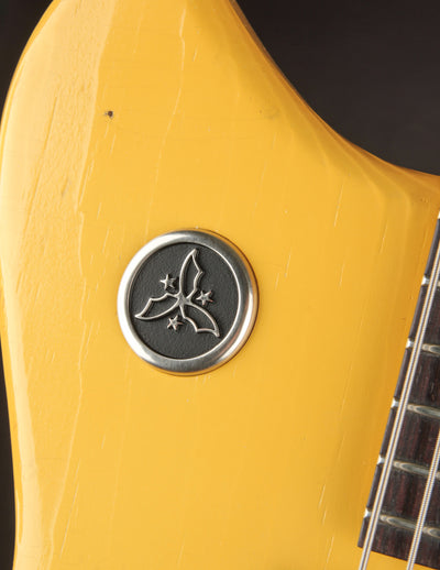 Novo Guitars Serus J Baritone Vintage Cream
