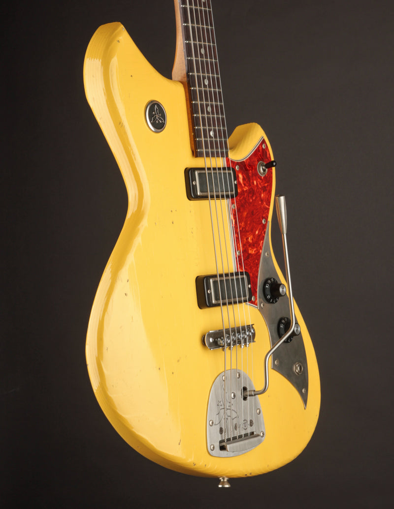 Novo Guitars Serus J Baritone Vintage Cream