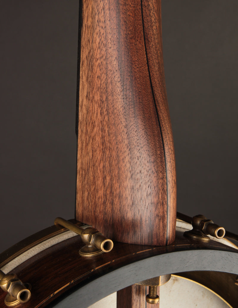 Rickard Dobson 11" Walnut w/Skin Head