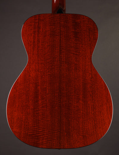 Santa Cruz OM Flamed Mahogany & Adirondack Sunburst