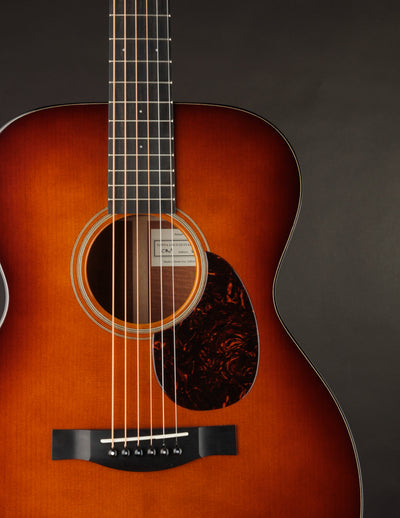 Santa Cruz OM Flamed Mahogany & Adirondack Sunburst