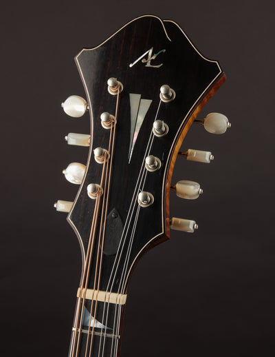 Smart Two-Point Amber Art Deco (2023)