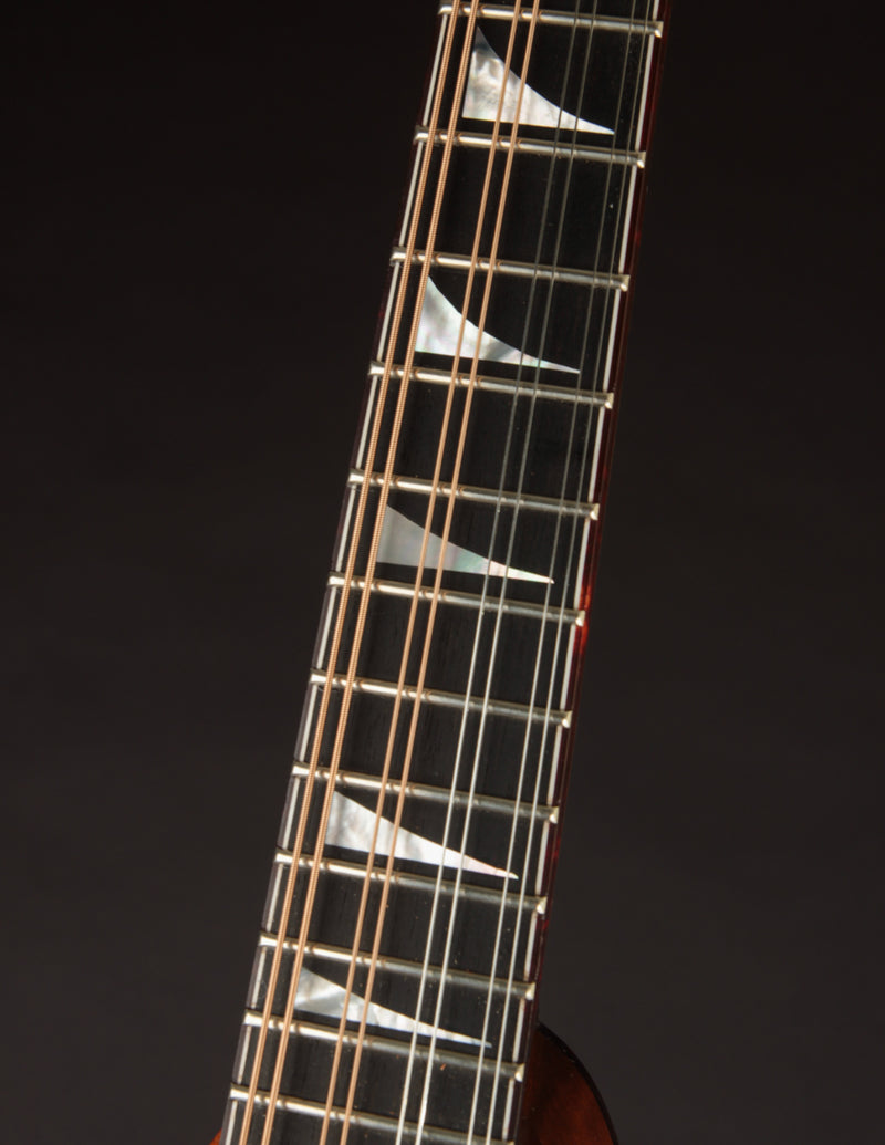 Smart Two-Point Amber Art Deco (2023)