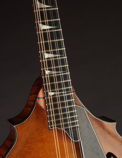 Smart Two-Point Amber Art Deco (2023)
