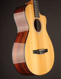 Taylor 212CE-N Nylon Plus