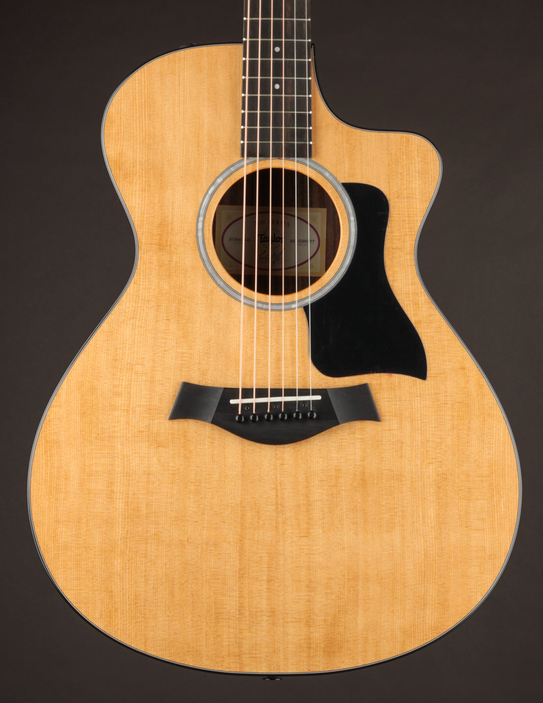 Taylor 212CE Plus