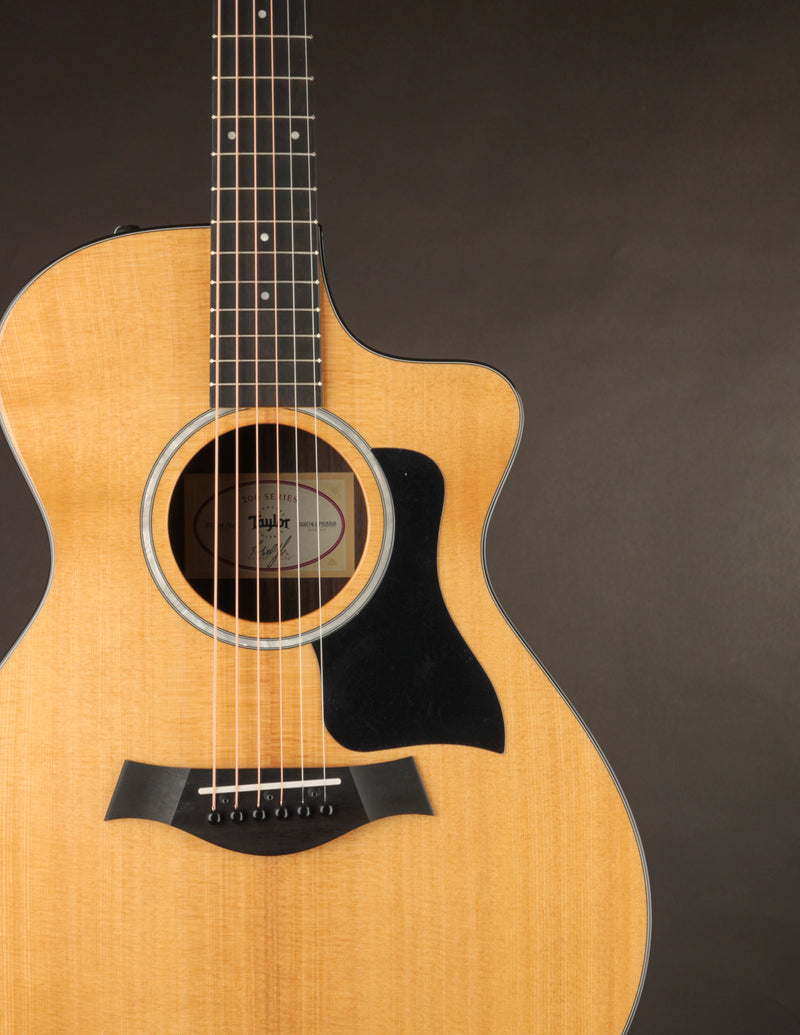 Taylor 212CE Plus