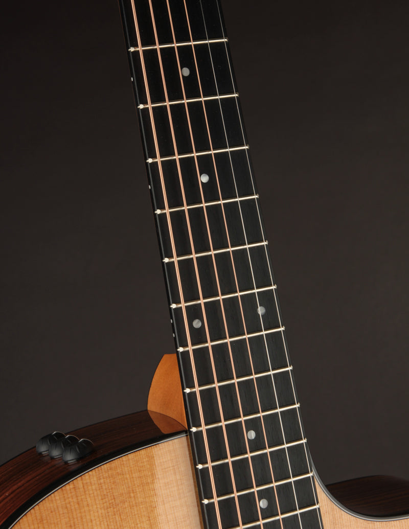 Taylor 214ce Plus