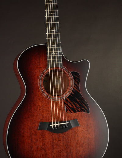 Taylor 324CE Baritone 6 LTD