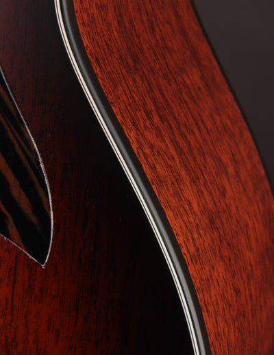 Taylor 324CE Baritone 6 LTD