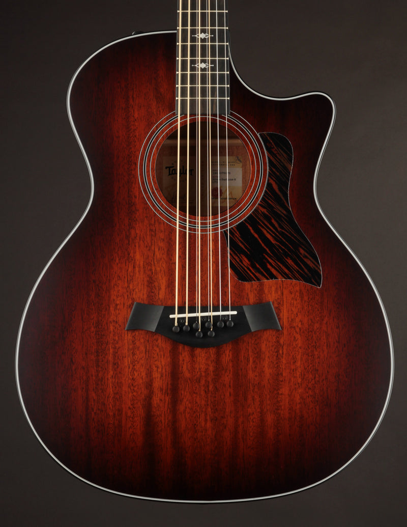 Taylor 324CE Baritone 8 LTD