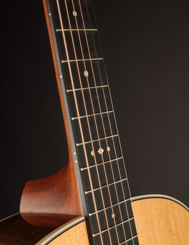 Taylor 514E Gold Label Mahogany Natural