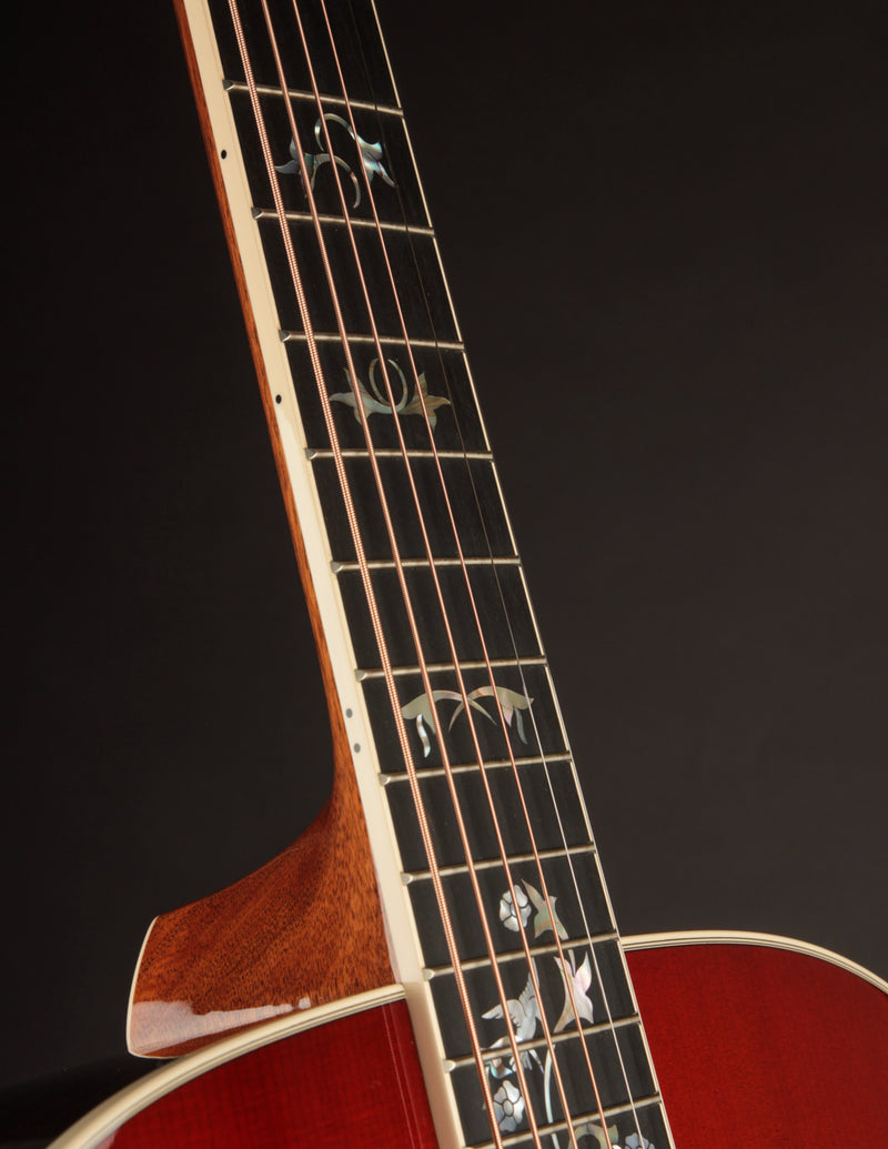 Taylor Legacy 810e LTD Heritage Sunburst