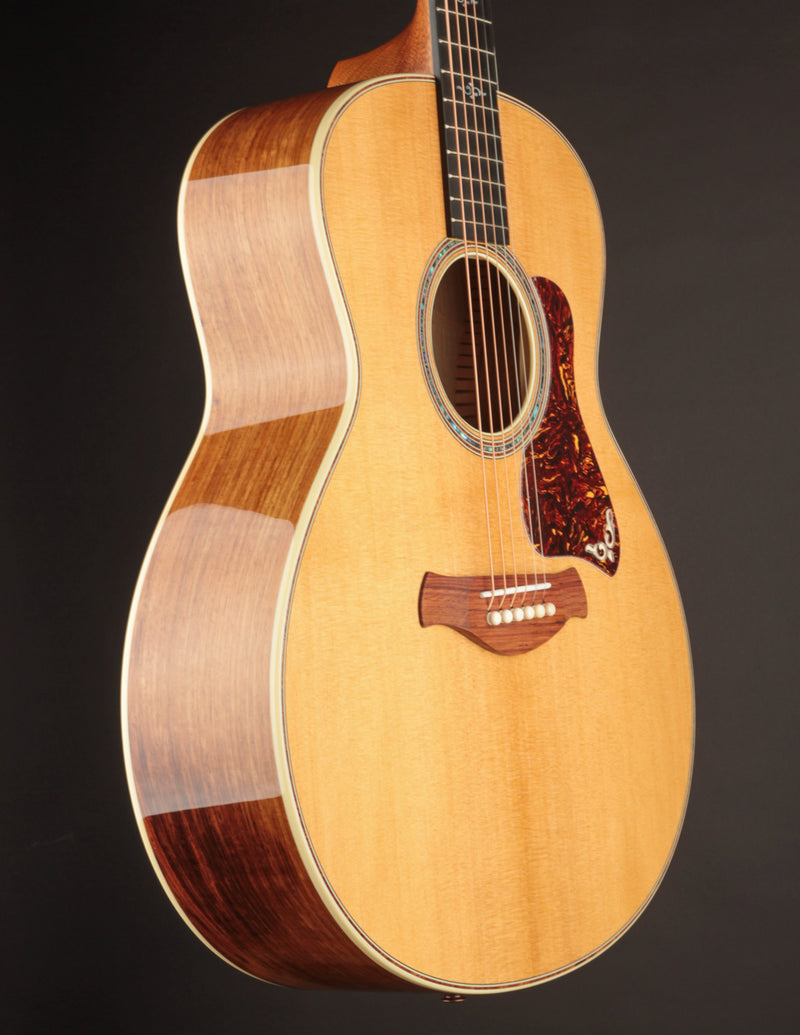 Taylor Gold Label 814E Natural Top Honduran Rosewood