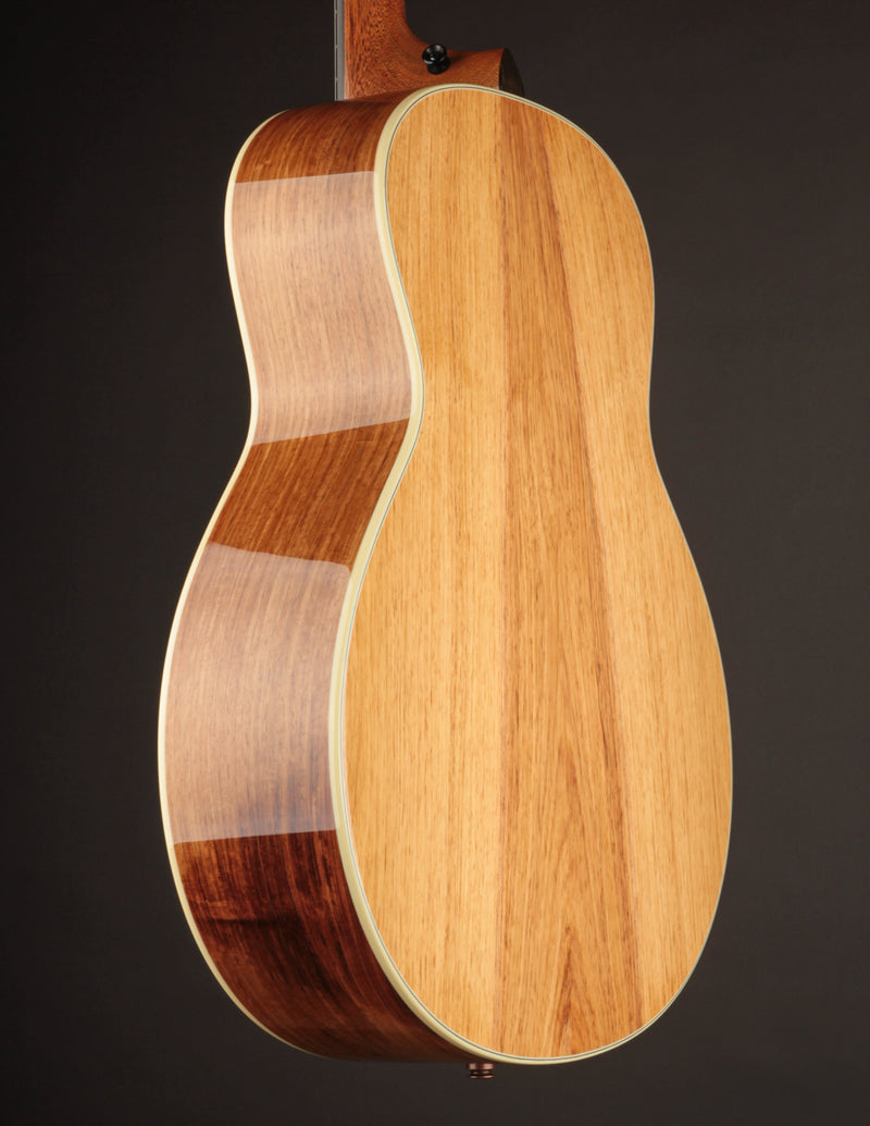 Taylor Gold Label 814E Natural Top Honduran Rosewood