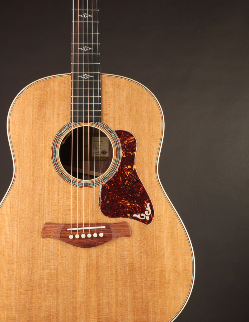 Taylor 817E Gold Label Honduran Rosewood Natural