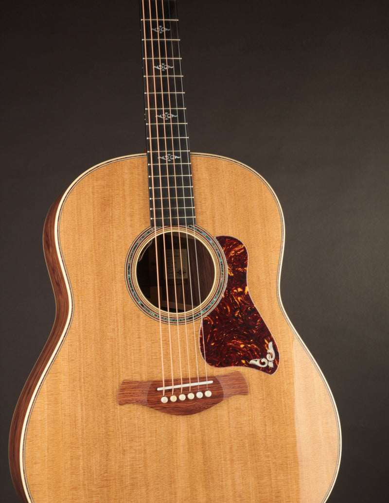 Taylor 817E Gold Label Honduran Rosewood Natural