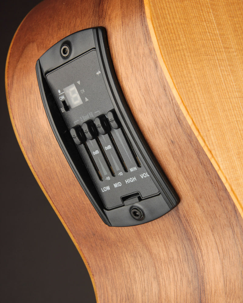 Taylor Academy 12e Nylon