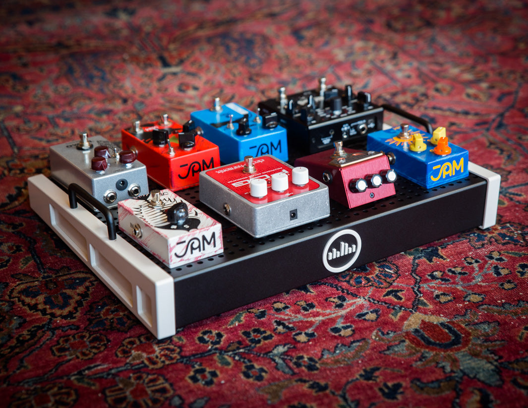 Temple Audio Duo 17 Pedalboard & Soft Case, Vintage White