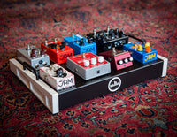Temple Audio Duo 17 Pedalboard & Soft Case, Vintage White