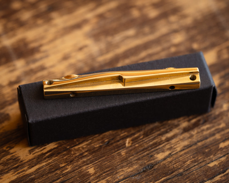 Thorn Brass Knuckle 9 1/2" Radius/Polished