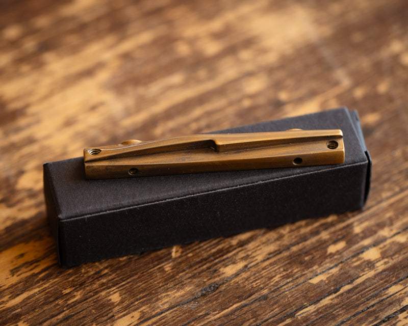 Thorn Brass Knuckle 9 1/2" Radius/Relic