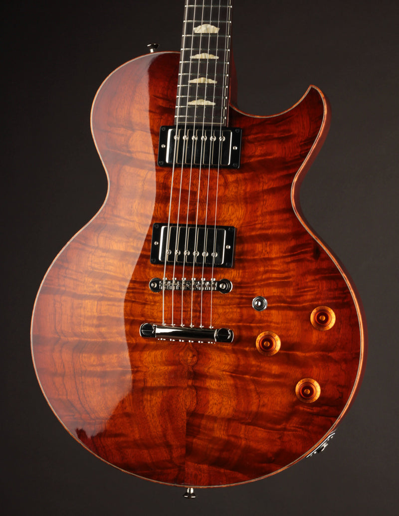 Thorn Florentine Singularis Curly Koa Top