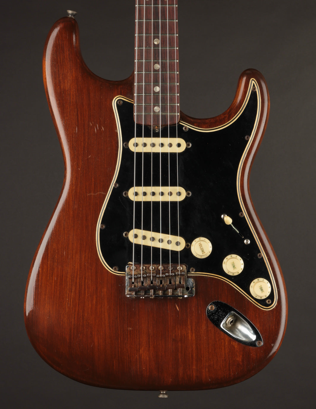 Fender Stratocaster, Walnut (1966)