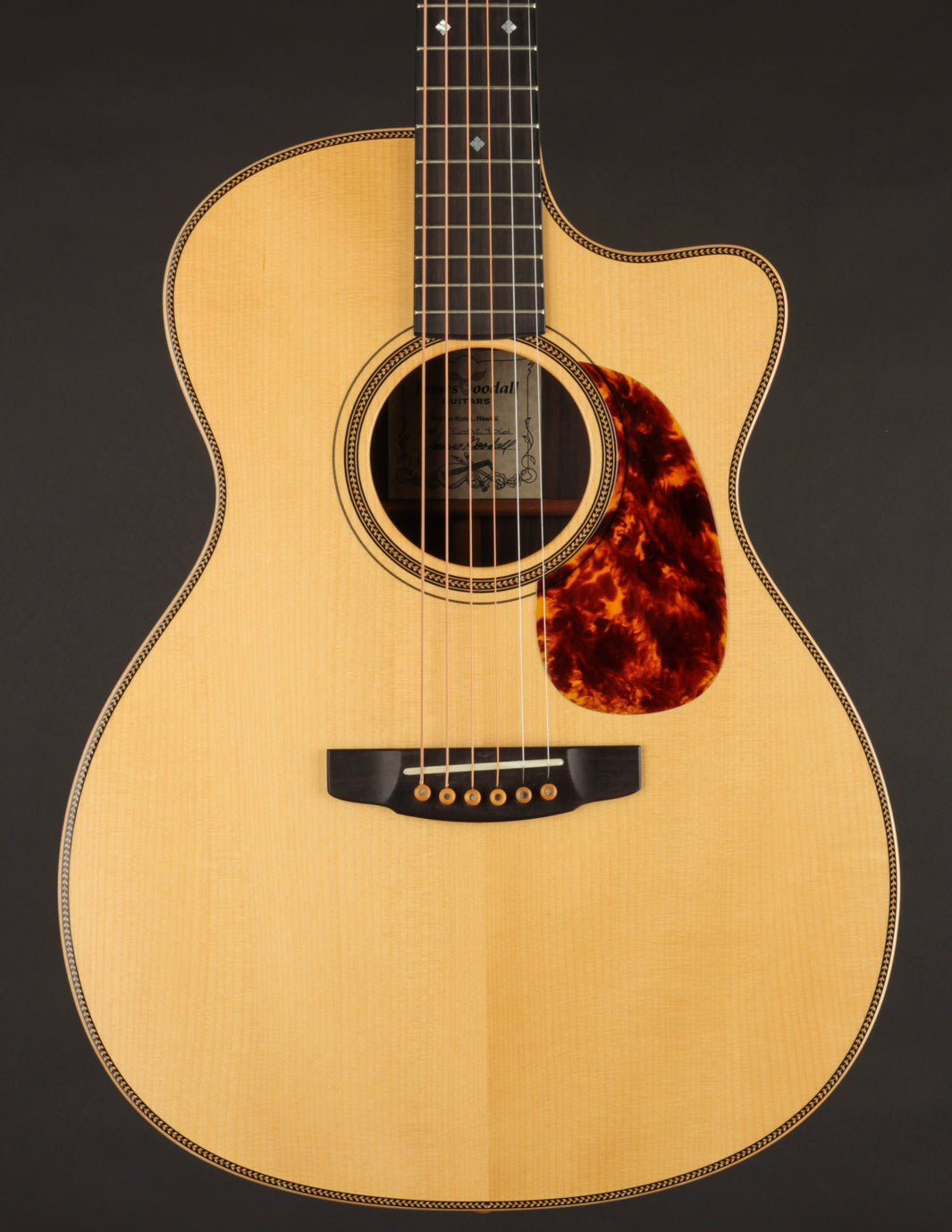 Goodall Traditional OM Cutaway Cocobolo (USED) | The Music Emporium