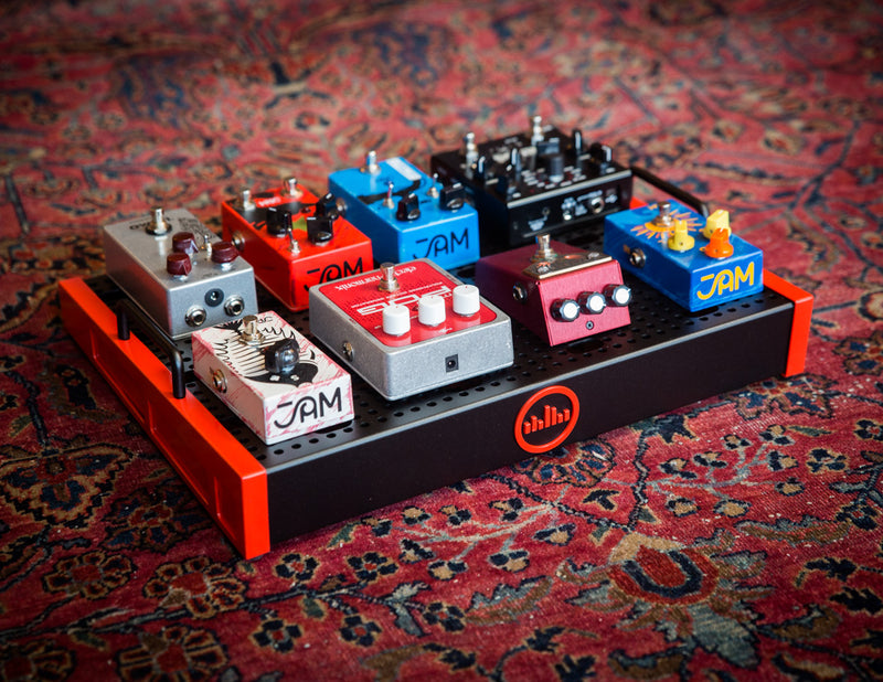 Temple Audio Duo 17 Pedalboard, Temple Red