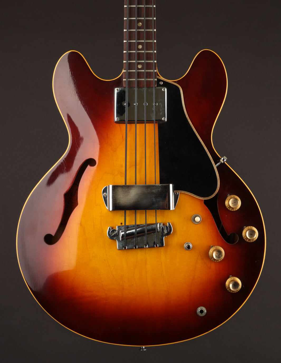 Gibson EB-2D, Sunburst (1967)
