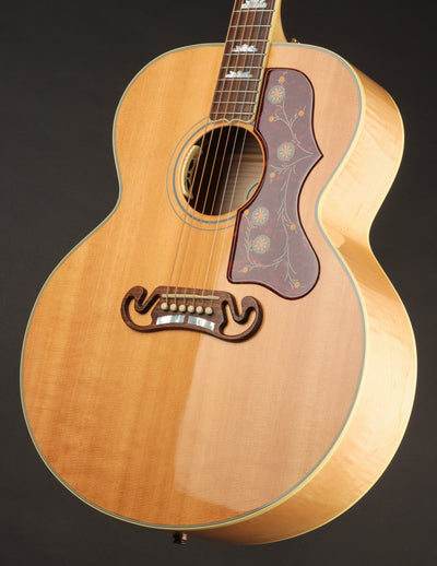Gibson SJ-200 Standard (USED, 2019)