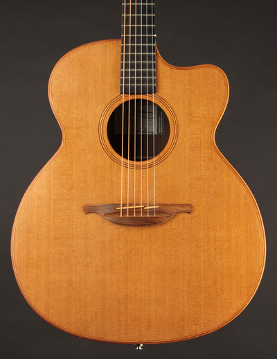 Lowden O-25C (USED)