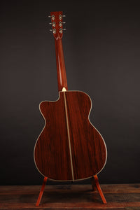 Martin OMC-28M Laurence Juber (USED, 2005)