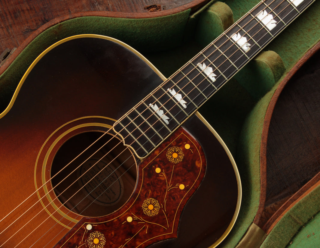 イダ　Gibson SJ-200 Gibson SJ-200 Sunburst (1952) | The Music Emporium