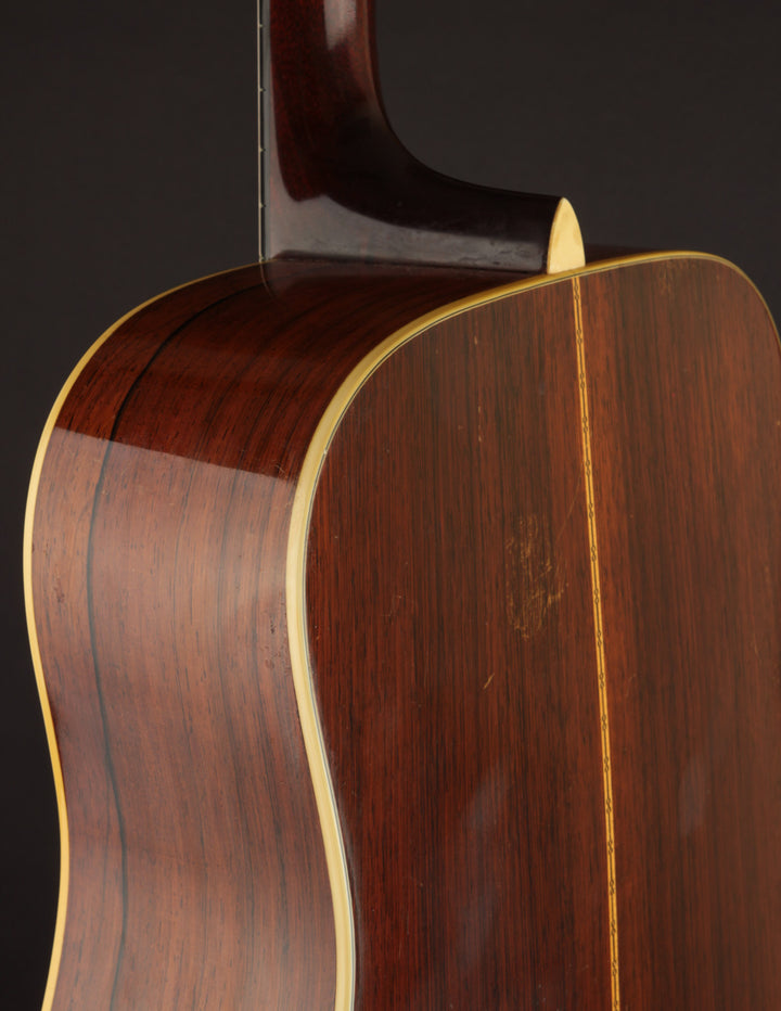 ハン　Martin d-28 Martin D-28 Acoustic Guitar | Retired | Martin Guitar