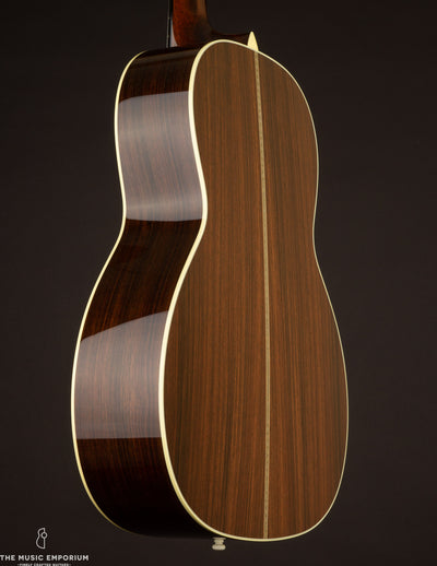 Collings 002H 12-Fret Traditional